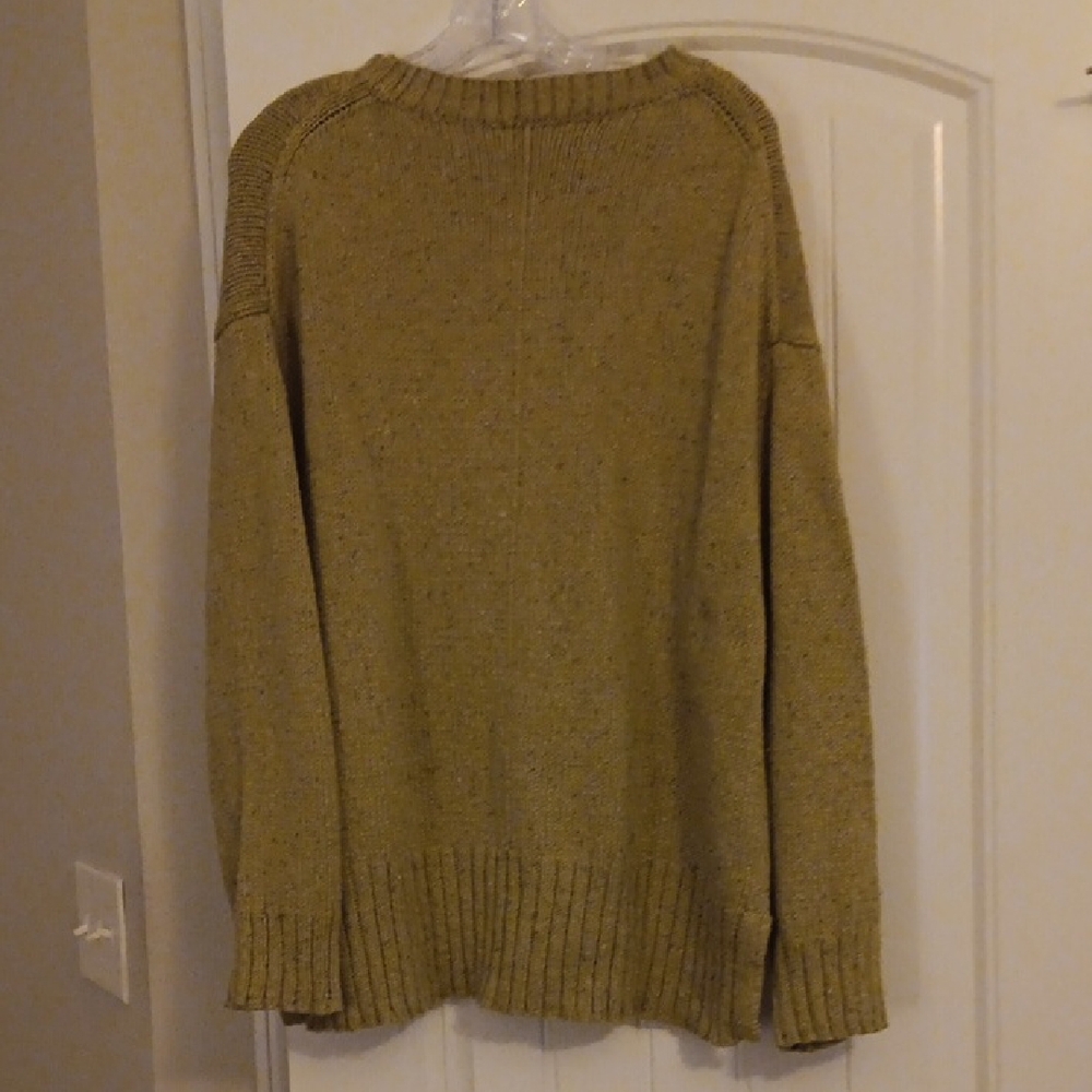 Sweater - Picture 7 of 8
